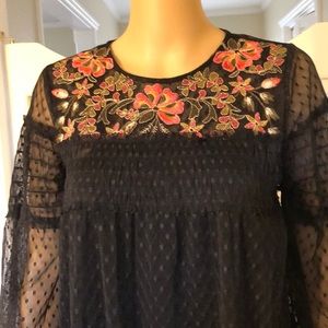 Beautiful Dres. Pretty needle work layers of Lace